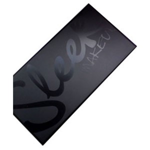 PALETTE DE FARDS À PAUPIÈRES À BASE DE MINÉRAUX SLEEK DIVINE 